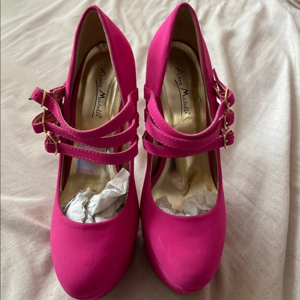 Hot Pink Heels
